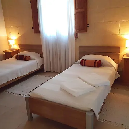 Tender Nocleg ze śniadaniem Kerċem